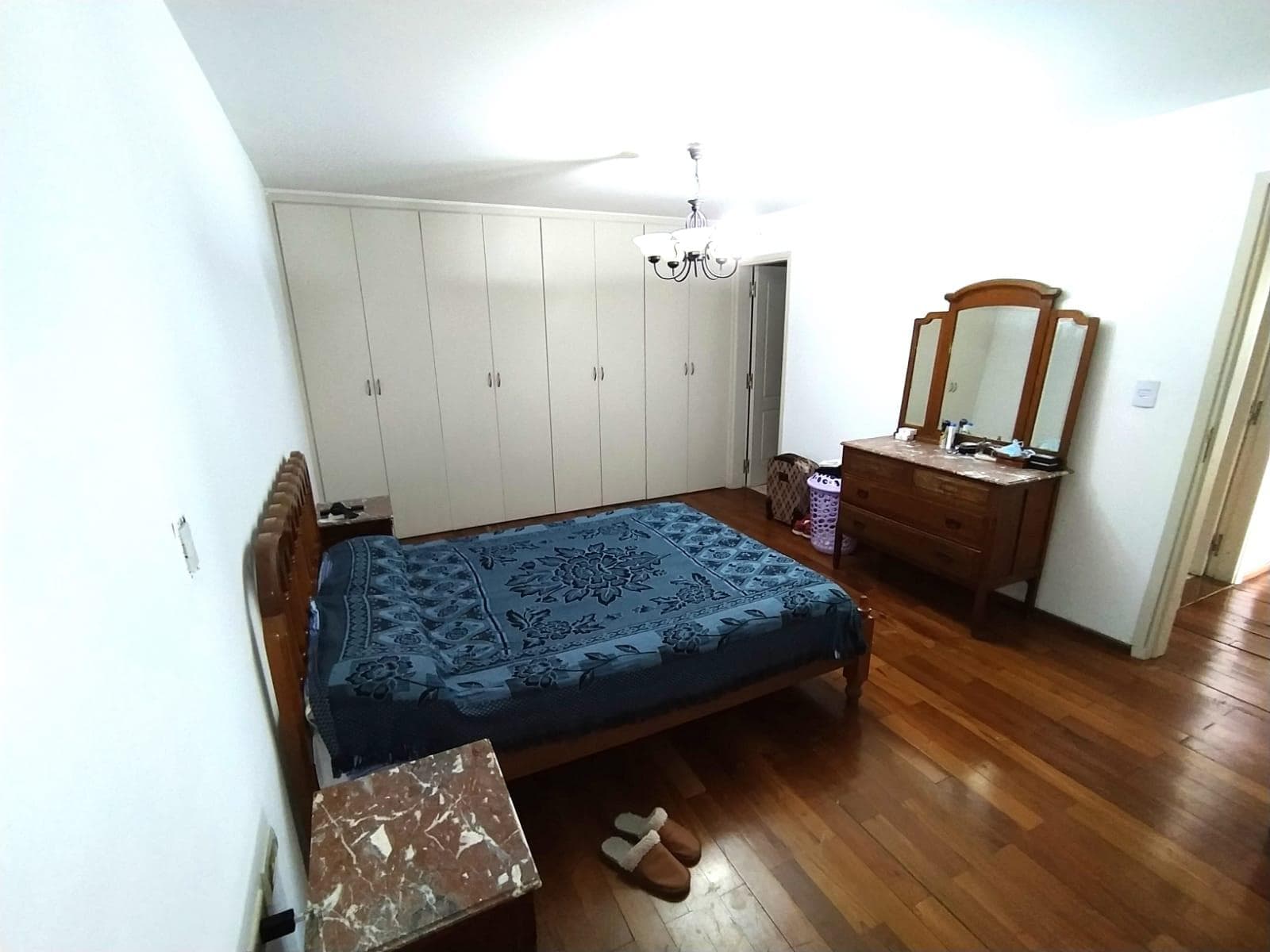 Piso entero en Nueva Cordoba con cochera – foto 10