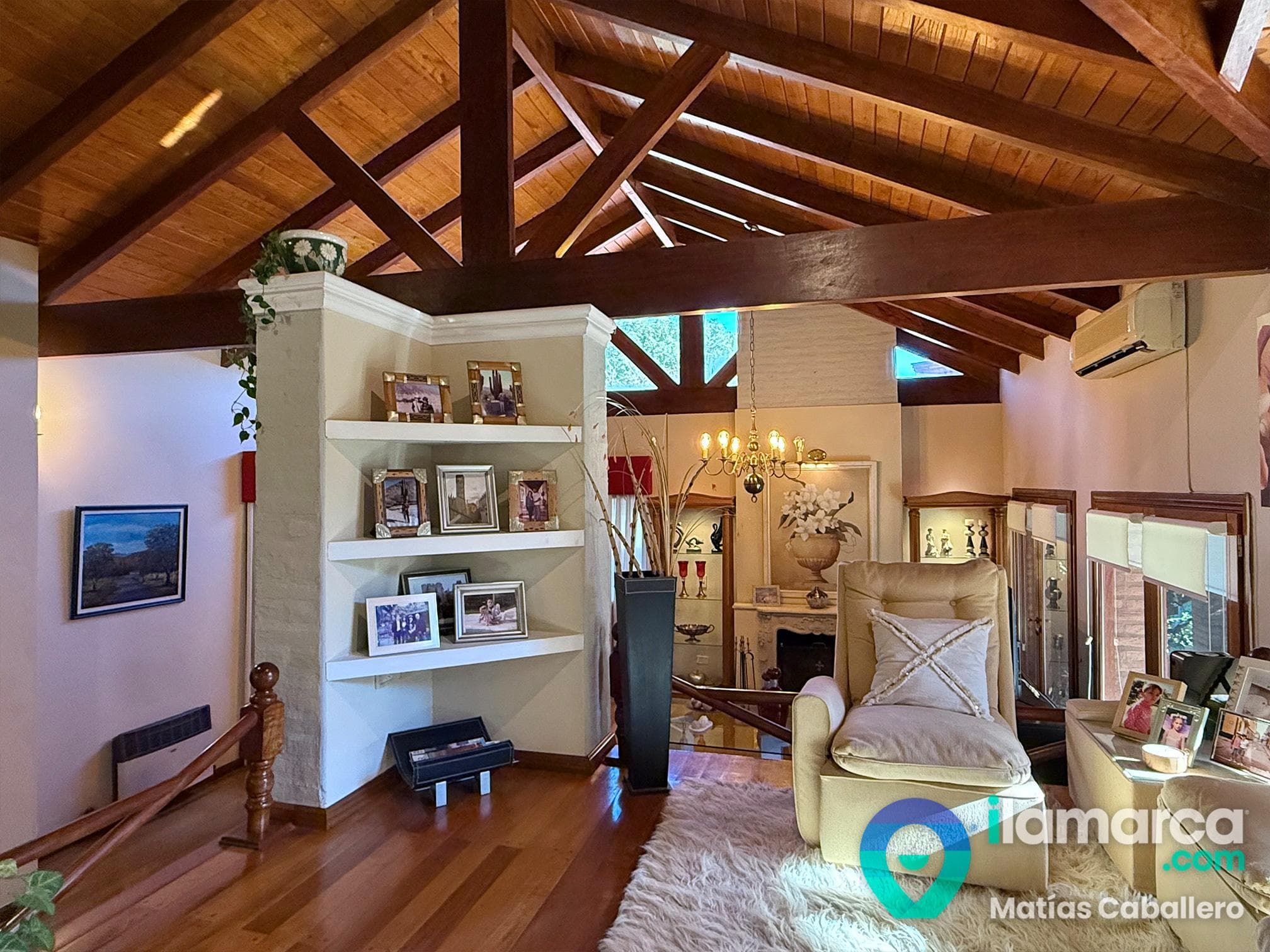 Casa familiar en Lomas de La Carolina: 3 dorm., pileta y quincho completo – foto 6